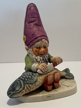 Vintage 1970 Goebel Co Boy Gnome "FIPS" Fish Cleaner